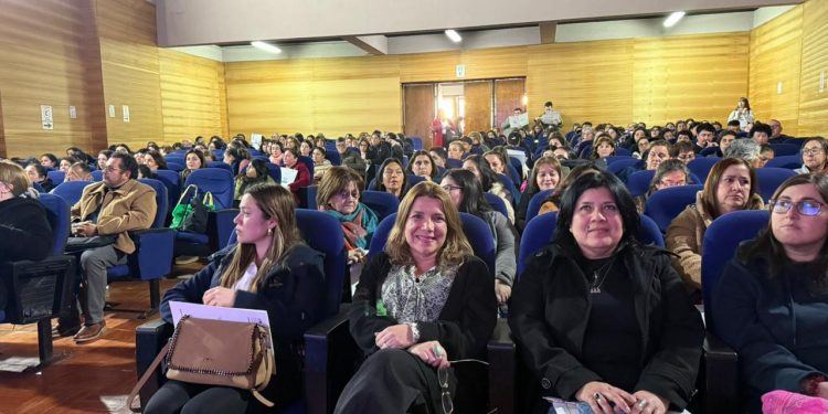 SLEP Maule Costa potencia formación a más de 1400 asistentes de la educación en Ley TEA