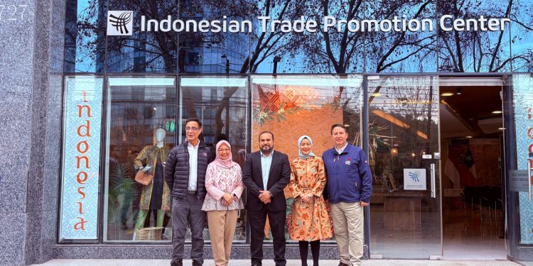 Empresarios del Maule visitan Oficina Comercial de Indonesia en Chile