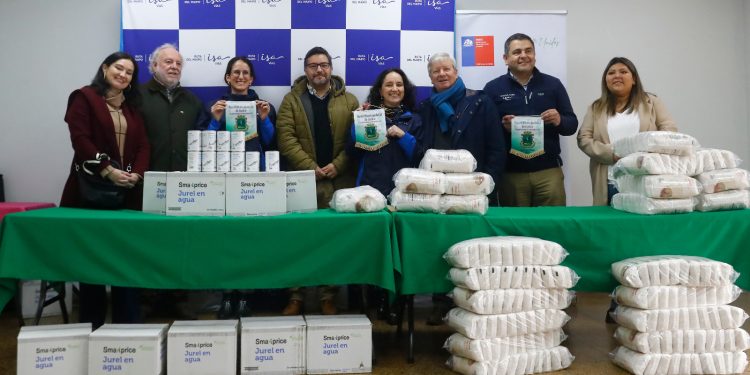 Ecomercado de Curicó recibió donación de alimentos