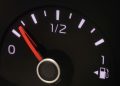 Bajan las bencinas y sube el petróleo este jueves 7 de agosto