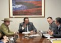 Apoderados y Alcalde se reunieron con Ministro para plantear problemas de escuela La Higuerilla de Sagrada Familia 