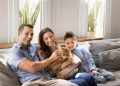 Día del Gato: nuevas tendencias en el cuidado de mascotas empujan la venta de seguros para perros y gatos
