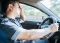 ¿Tu auto vibra al manejar? Expertos advierten que puede ser señal de un problema mayor