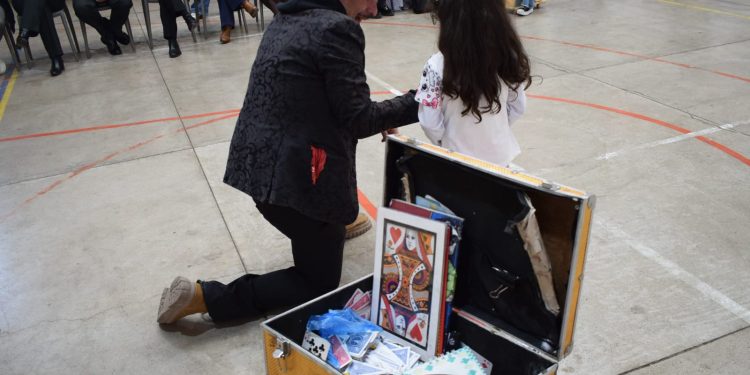 Día del Niño traspasó barreras y llegó al Centro Penitenciario Femenino de Talca