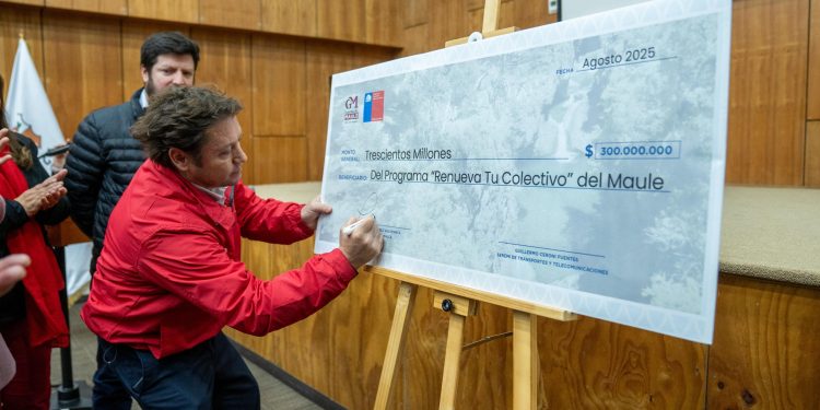 Renueva Tu Colectivo: Gobierno del Maule moderniza el transporte público y taxis colectivos en la región