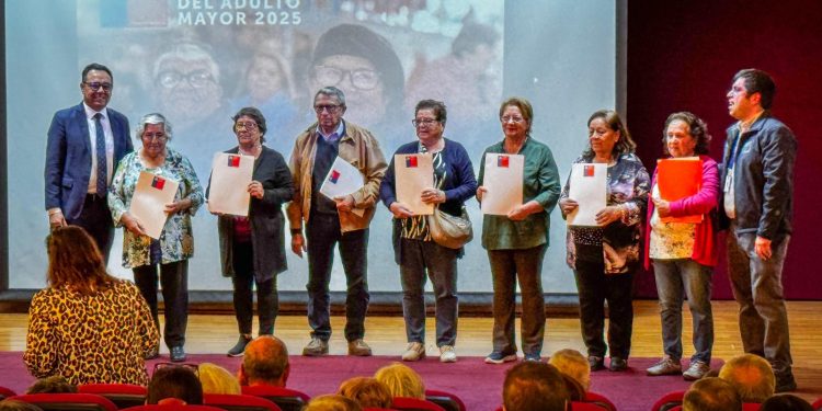 14.653 personas del Maule serán beneficiadas con el Fondo Nacional del Adulto Mayor 2025 de SENAMA