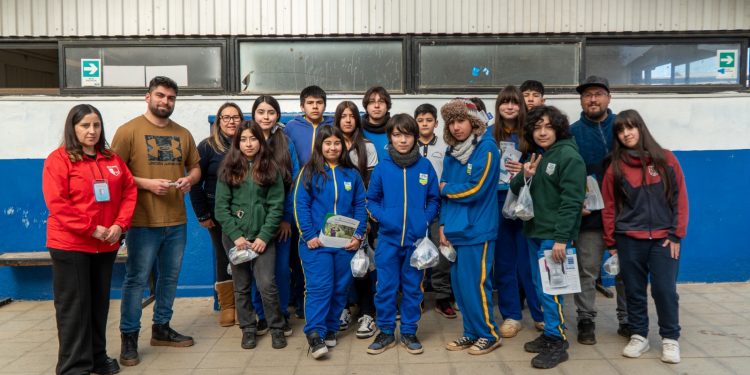 Estudiantes de toda la provincia de Cauquenes participan en “Casa Abierta” de LIPAC