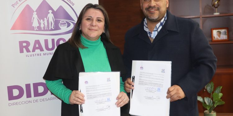 Municipios de Molina y Rauco firman amplio convenio para colaborar en salud, turismo y emergencias