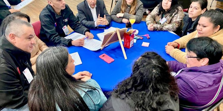 El FOSIS inició en el Maule encuentros que promueven la opinión y participación ciudadana y de sus usuarias en general