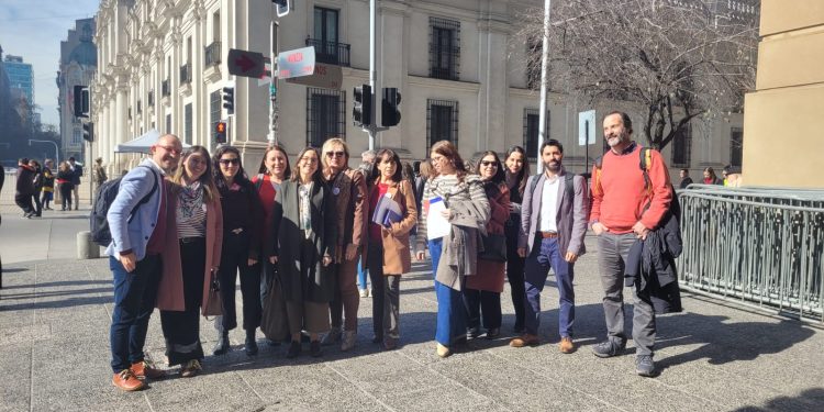 Desafío TEP compartió sus experiencias de éxito en seminario sobre asistencia escolar