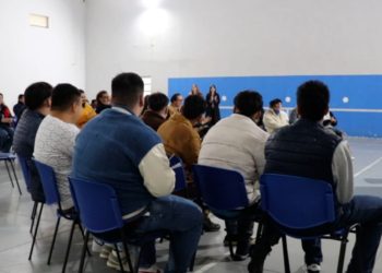 SENCE certifica a 16 jóvenes infractores de ley en cursos de grúa horquilla y labores de soldadura