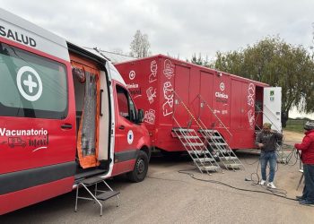 Municipalidad de Talca consolida atención en terreno con Clínica Móvil, Vacunatorio Móvil  y Farmacia Móvil con más de 11.000 prestaciones el primer semestre 2025