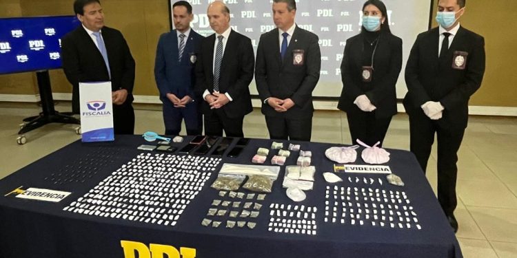 16 detenidos en amplio operativo por drogas y homicidio en Curicó