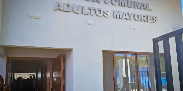 Inauguran nueva sede social para adultos mayores de Cauquenes