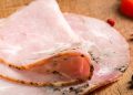 Pavos, pollos y embutidos : ¿Qué carne estamos comiendo?