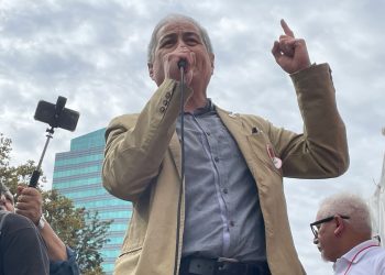 Colegio de Profesores rechaza propuesta de reducción de dotación de docentes en sistema público