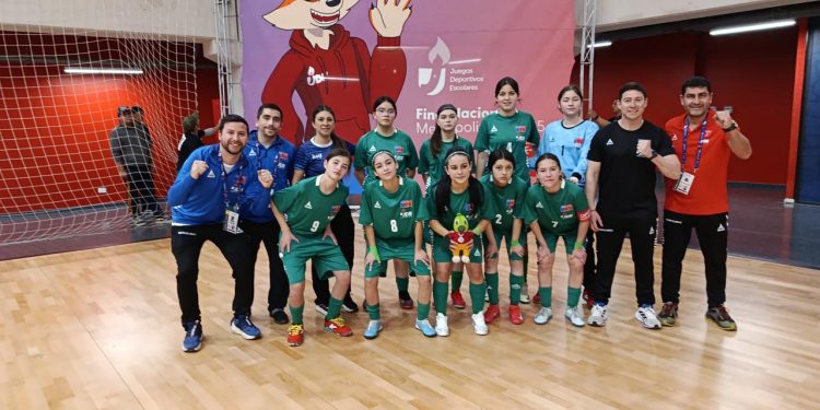 Selección de damas de futsal pasa a la final de Juegos Deportivos Escolares