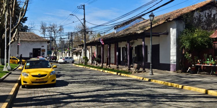 Presentan normas para intervención y preservación de patrimonio típico de Yerbas Buenas