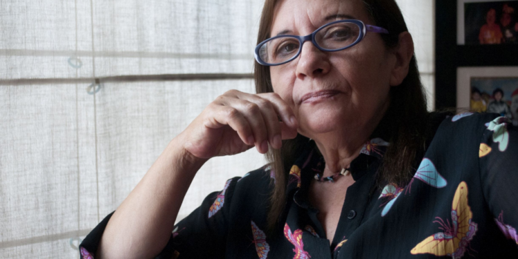 Escritora peruana Carmen Ollé gana Premio Iberoamericano de Letras José Donoso