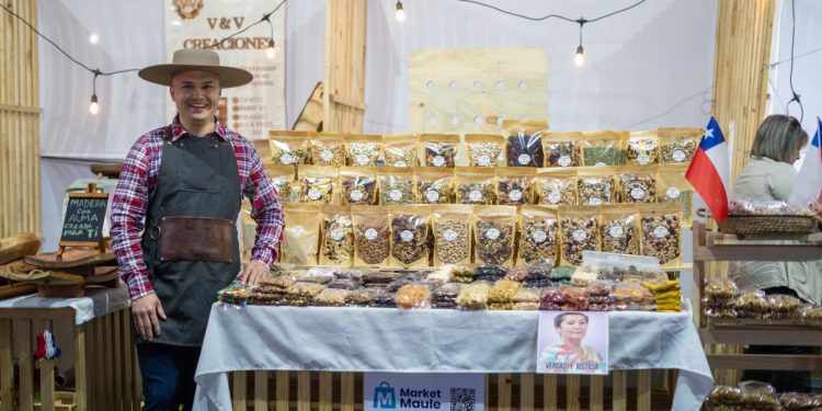 Expo Market Maule convirtió a Putagán en una verdadera fiesta del emprendimiento