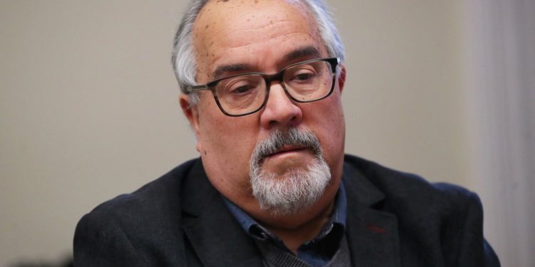 Ramón Díaz Eterovic obtiene el Premio Nacional de Literatura 2025