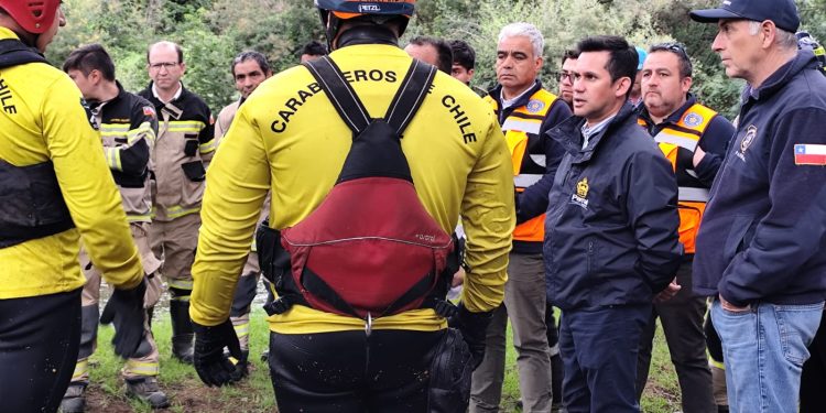 Equipos de emergencia continúan búsqueda de adulto mayor desaparecido en el río Cato