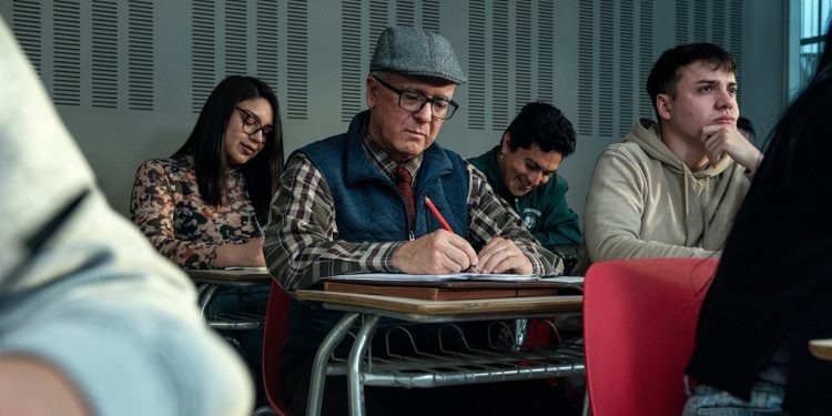 INACAP lanza Beca Plateada y Dorada: carreras técnicas con 100% de descuento para personas desde los 60 años y 50% desde los 50