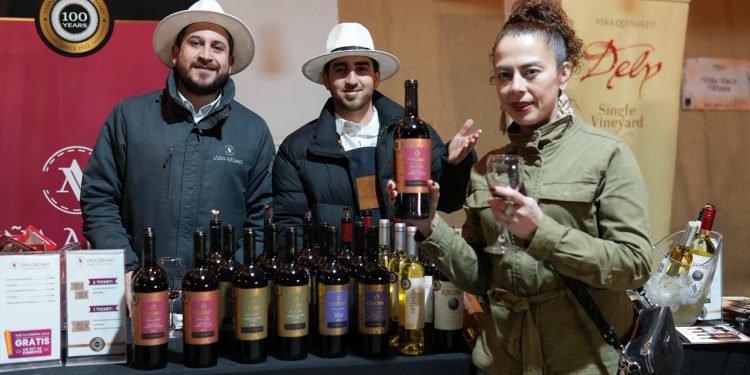 Talca da inicio al Boulevard del Vino 2025 en Parque Río Claro: un fin de semana mundialero con vino, arte, gastronomía y música en vivo