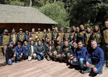 Guardaparques del Maule celebran su día con jornada de exploración en Reserva Nacional Los Queules 