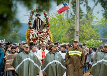 Miles de fieles peregrinaron a Huerta de Maule para agradecer a San Francisco de Asís