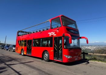 Tour Patrimonial y Deportivo invita a descubrir Talca desde un bus turístico