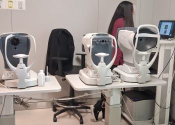 Hospital de Curicó realiza más de 2 mil procedimientos oftalmológicos al mes y refuerza llamado a cuidar la visión