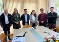 Alcalde de Parral se reúne con empresa Nuevo Sur para abordar mejoras en el suministro de agua potable y reposición de asfalto