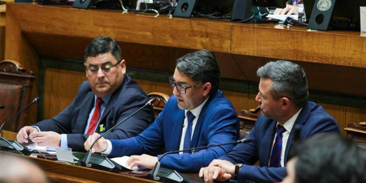 Gobierno del Maule exige justicia presupuestaria en el Congreso ante posible recorte del 2,3% para 2026