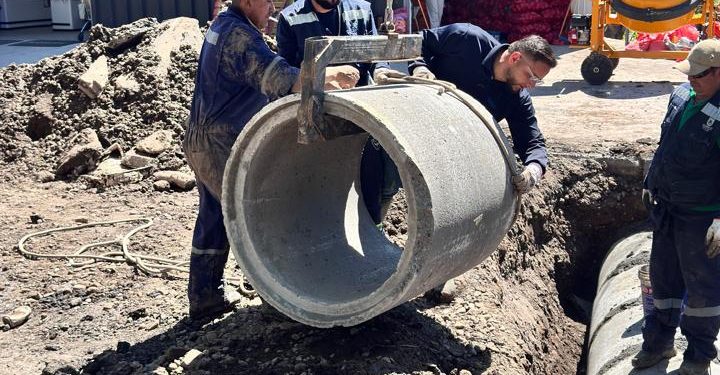 Se realizó recambio de tubos en sector Sarmiento de Curicó