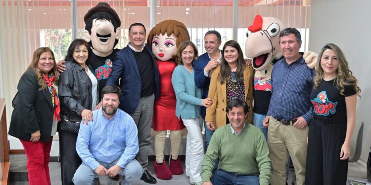 Gobierno del Maule aprueba recursos para potenciar el deporte en Constitución y la cultura en Cumpeo