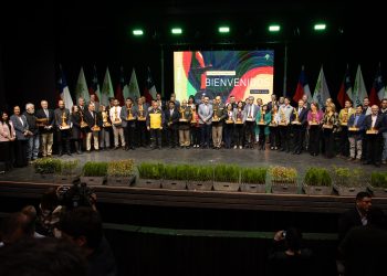 Corma reconoció a trabajadores y organizaciones del sector forestal en Constitución