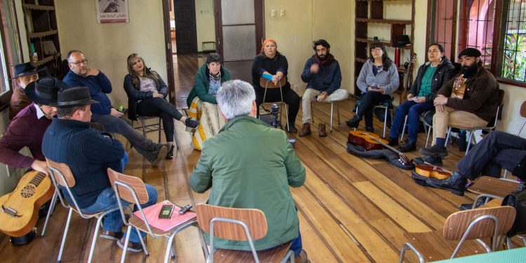 “Entonaciones del Maule”: encuentro regional reunió a cultores del Canto a lo Poeta en torno a la transmisión de su oficio
