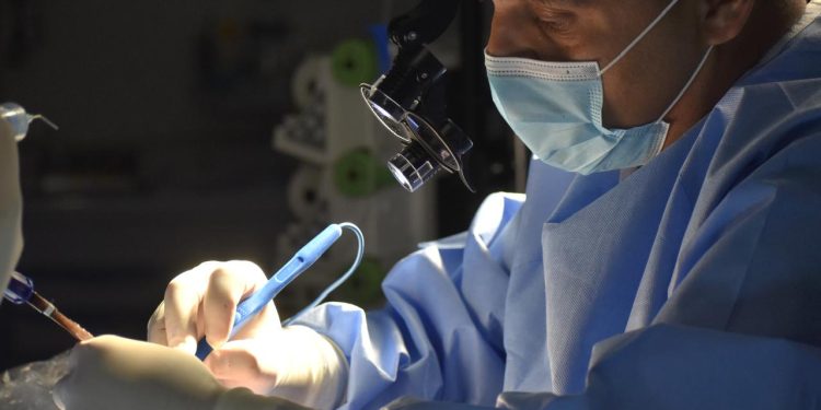 Rinoplastia con tecnología ultrasónica: salud y estética en un mismo procedimiento