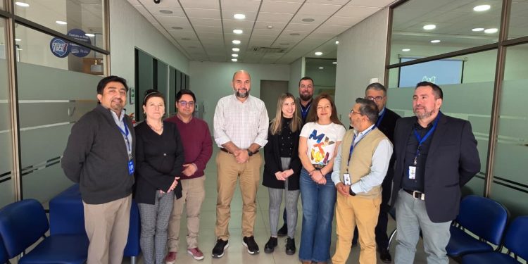 Dirección de Educación Pública revisa avances clave a dos meses del traspaso del SLEP Los Álamos