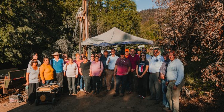 CMPC y Desafío Levantemos Chile dan acceso a agua potable a 250 familias de Huerta de Maule