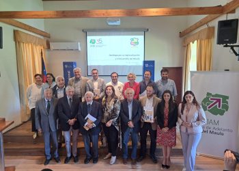 Candidatos al Parlamento por el Maule firman el Compromiso por la Regionalización y Descentralización promovido por la Junta de Adelanto del Maule