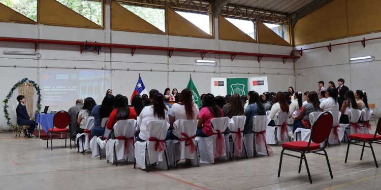 Universidad Autónoma de Chile y Gendarmería Maule, desarrollan talleres de salud mental con mujeres privadas de libertad en Talca
