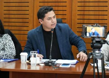 Programa que beneficia a más de 3.500 adultos mayores en grave riesgo de cerrar