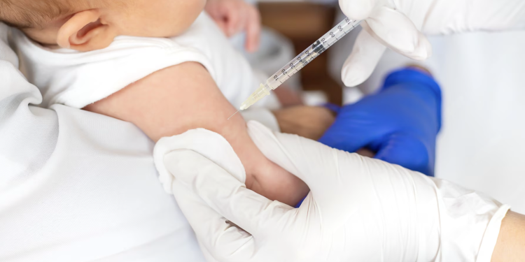 Epidemióloga analizó la exitosa campaña de vacunación contra el virus sincicial