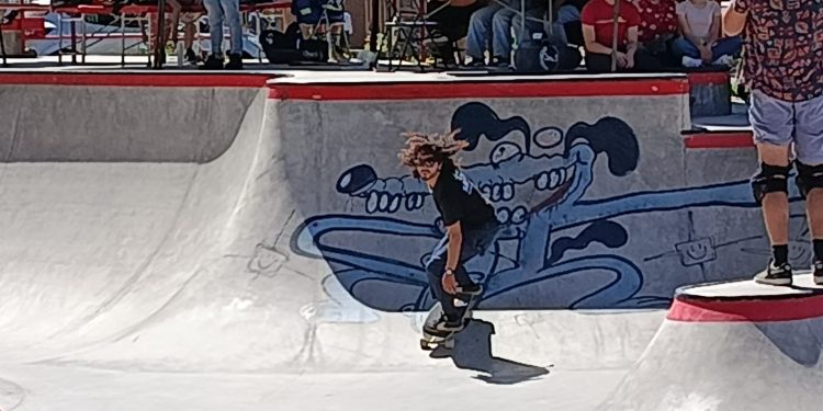 Curicó vibró con talento y adrenalina en el 2° Campeonato Nacional de Surfskate