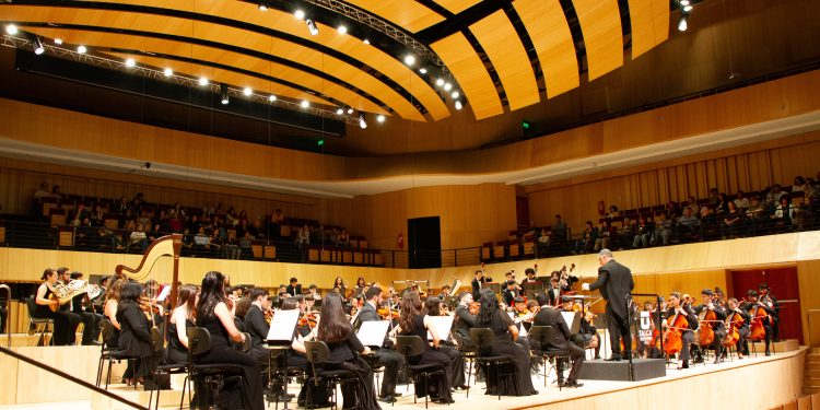 Orquesta Sinfónica de la UTalca realizó presentación histórica en Santiago