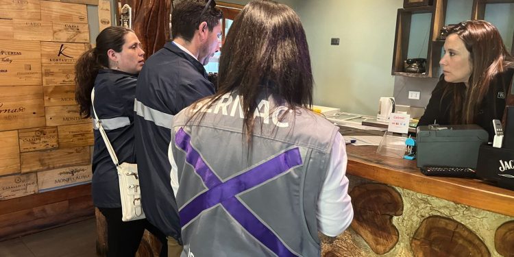 Sernatur, Sernac y SII del Maule coordinan acciones para garantizar servicios turísticos seguros y formales durante los Juegos Binacionales 2025