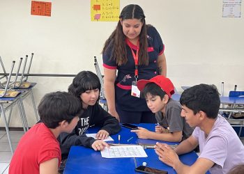 Enseña Chile busca profesionales de la región para transformar las salas de clases