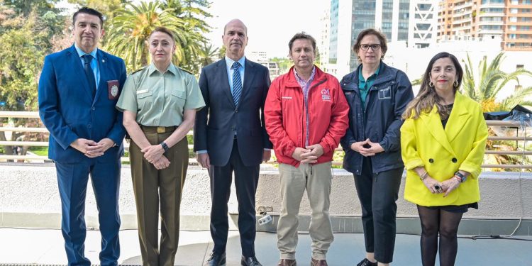 Subsecretaría de Prevención del Delito y Gobierno del Maule firman convenio para fortalecer la seguridad regional con IA